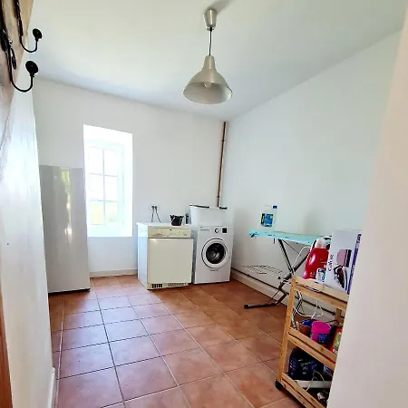 La Gironie Semesterbostad Pomport